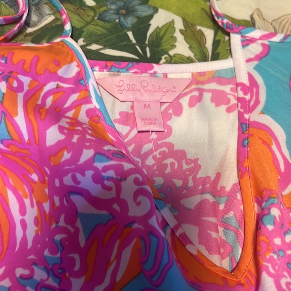 Silk Lilly Pulitzer romper size M - Picture 2 of 2
